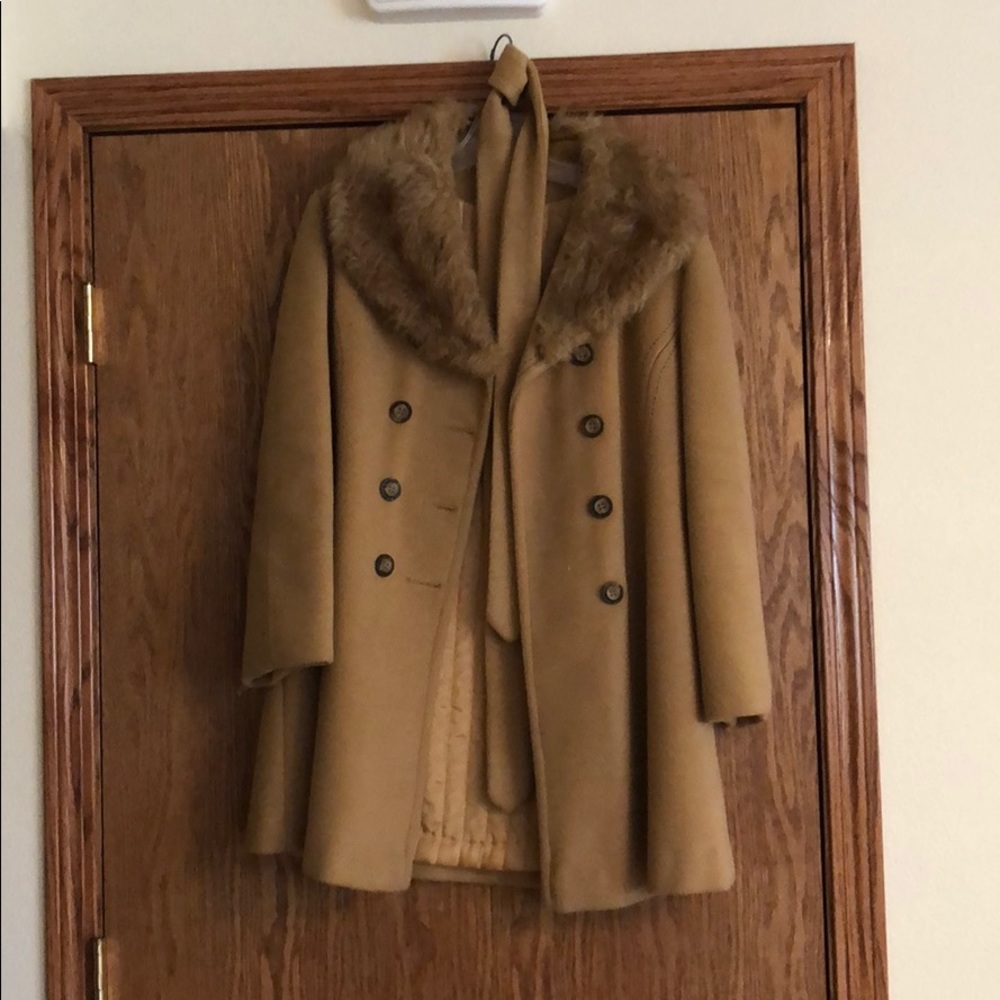 Vintage Caramel Pea Coat with Fur